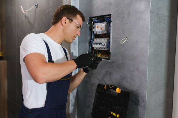 Best Affordable Emergency Electrician  in Kitsap Lake, WA